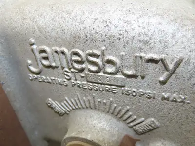 Jamesbury ST-400 Pneumatic Valve Actuator w/Explosion Proof Micro Switch 32EX4