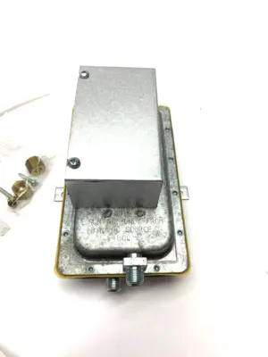 New | in-Stock Johnstone Air Flow Switch RH3A9 Pressure Switches Michigan US | Maverick Industrial Sales #1400703