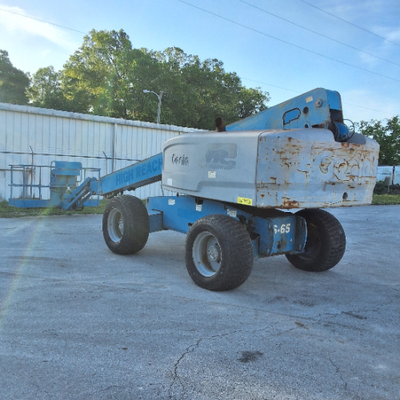 USED 2014 Genie S-65