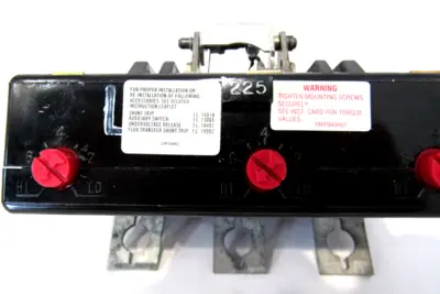 NEW CUTLER HAMMER HLB3225T THERMAL MAGNETIC TRIP