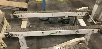 25 INCH WIDE x 55 INCH LONG FLAT CHAIN CONVEYOR