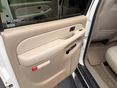 Used 2001 CHEVROLET SUBURBAN SUVs Michigan US | Miedema Asset Management Group #1357526