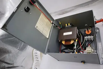 SQUARE D SK3000G3 SERIES A CLASS 9070 TRANSFORMER DISCONNECT STOCK H900