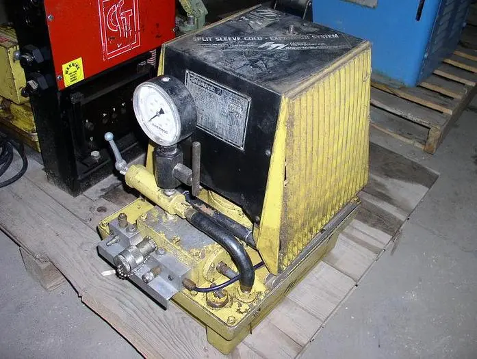 Enerpac Model E0E1555 Hydraulic Unit