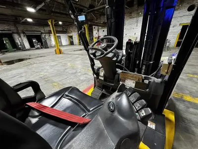 Used YALE GLC120VX Liquid Propane Forklifts Pennsylvania US | Global Equipment International, LLC #1064276