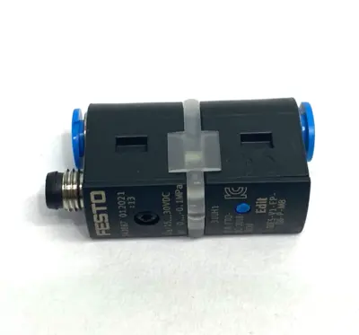 USED FESTO SWITCHABLE PRESSURE SENSOR SDE5-V1-FP-Q6-P-M8