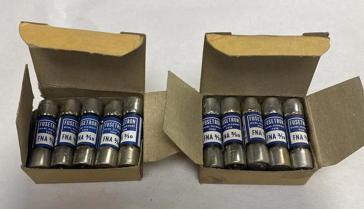 USED BUSSMANN FNA 3/10
