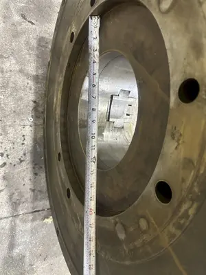 32" GISHOLT 3-JAW LATHE CHUCK  D1-15 MOUNT 9.5" HOLE: STOCK #23581