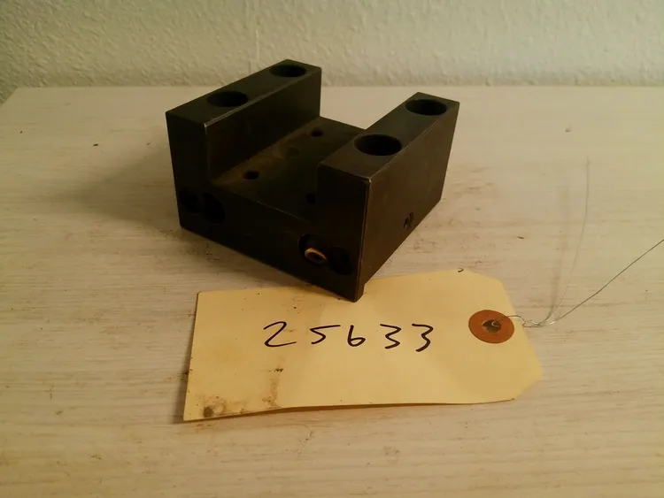 Used UNBRANDED Tool holders Tool Holders | MachineStation #946999
