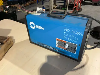 Used MILLER DYNASTY 200 PORTABLE AC/DC TIG AND STICK INVERTER WELDER Tig Welders Michigan US | Miedema Asset Management Group #1425025