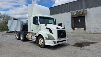 2008 VOLVO VNL DAY CABS | Platinum Group (6)