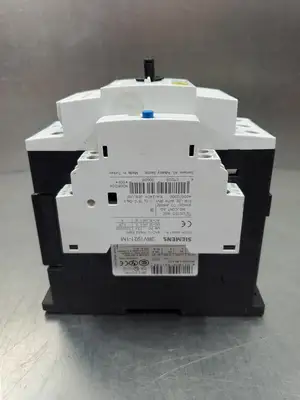 USED Siemens 3RV1031-4FA10 CIRCUIT BREAKER W/3RV1921-1M SUPPLEMENTARY MODULE
