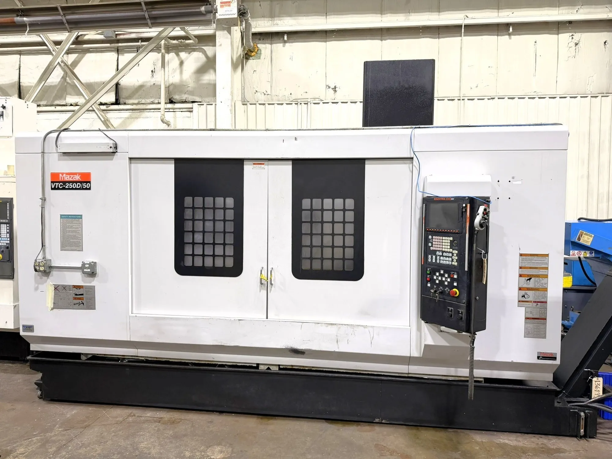 69" X 25" X 25" MAZAK VTC 250D/50 4-AXIS CNC 50 TAPER VERTICAL MACHINING CENTER