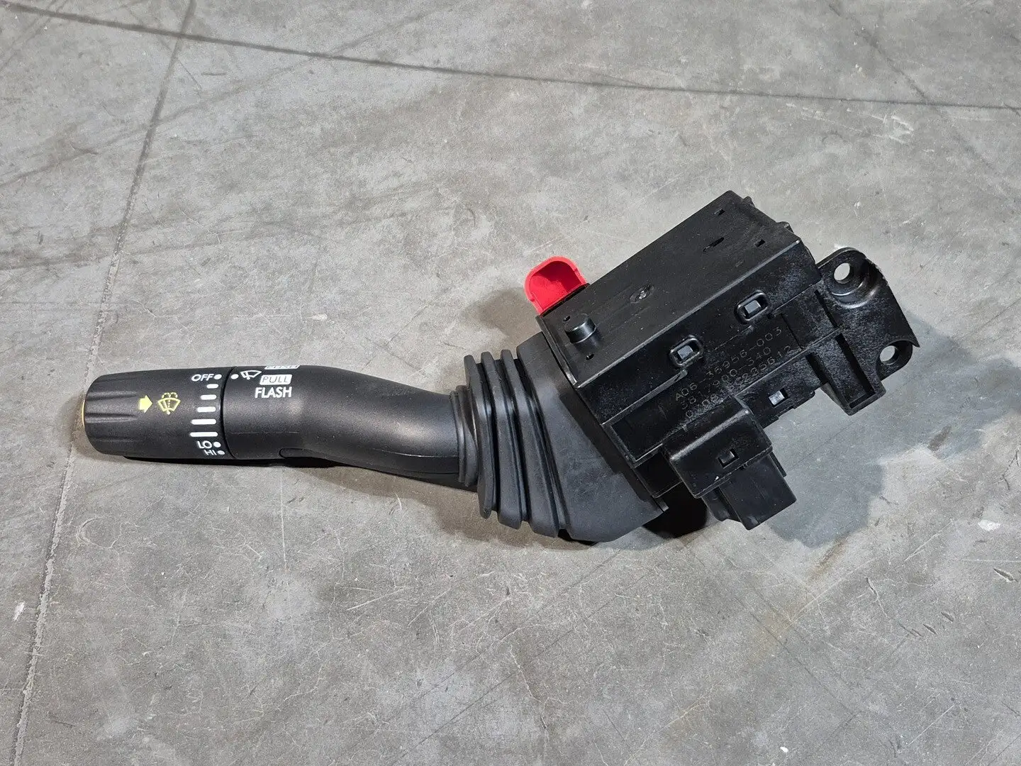 Multi-Function Turn Signal Switch A06-36956-003