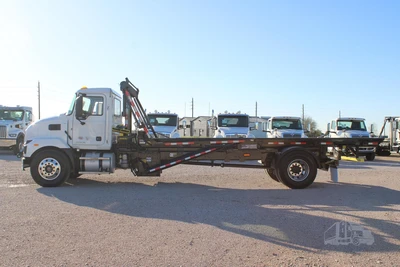 New | in-Stock 2027 MACK MD7 Rolloff Trucks Texas US | Roll Off Truck World #1491925