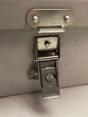 USED HUBBELL AU470121