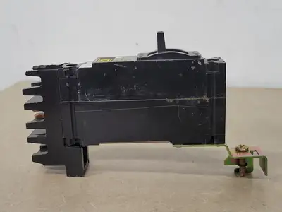 USED SQUARE D FH16015B