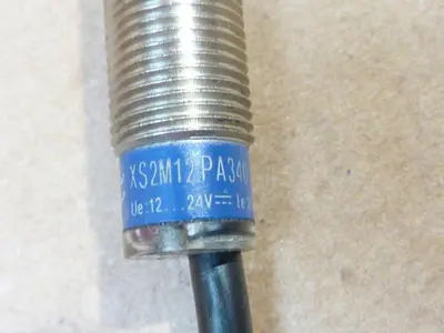 USED TELEMECANIQUE XS2M12PA340