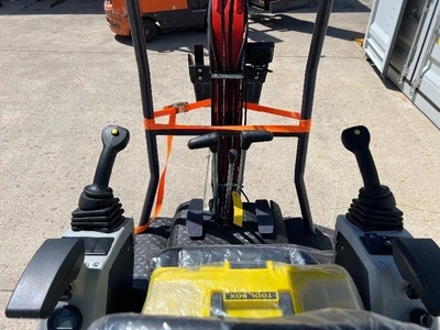 2025 CFG Mini Excavator (MX15RX)