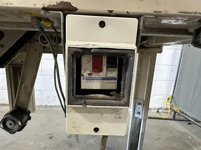 USED 3M 28600