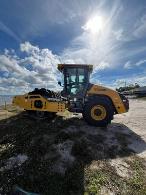XCMG XS115PDG Single Drum Vibratory Roller | Iron Listing (2)