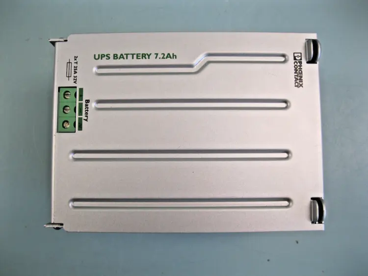 Used Phoenix Contact UPS-BAT/VRLA/24DC/7.2AH Misc Electrical & Power Parts New Hampshire US | Bitter End Trading #1126458