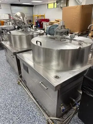 USED 2022 GUMMY TG50