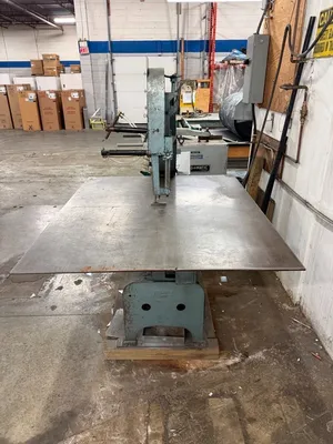 LOCKFORMER Bett-Marr 24S Vertical Band Saws | ListingHippo (6)