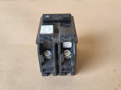 USED SCHNEIDER ELECTRIC CHOM220