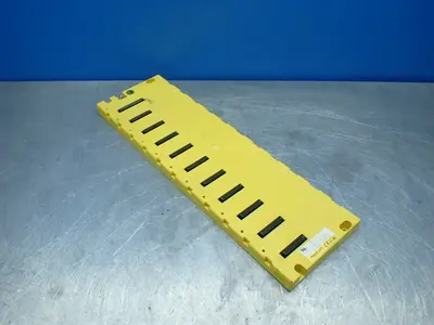 Used FANUC A03B0819C001 PLC Chassis Ohio US | HGR 24 #885650