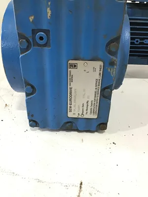 SEW-Eurodrive FA67GDT80K4 Motor Gear Reducer 0.75HP 195.39:1 Ratio 1.53/3.06A