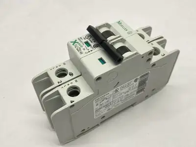 USED MOELLER CIRCUIT BREAKER 2-POLE 3A 480Y/277VAC 102161