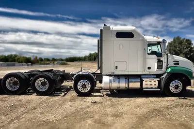 Used 2016 MACK PINNACLE Conventional trucks Idaho US | Proxy Equipment #1385178