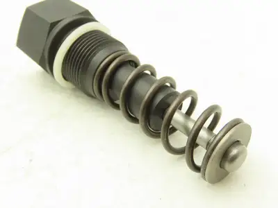 Lincoln 600268752 Pump Element 5mm Piston Dia Oil Or Grease .122 cu-in/min