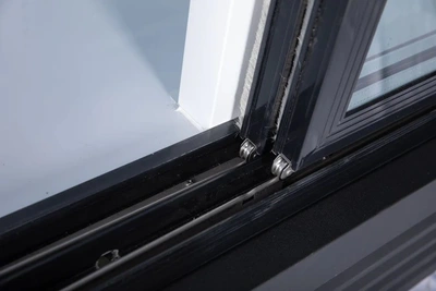 168-0038 GDR47"(S) Double Glass Door Self Contained Cooler