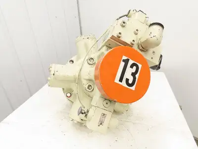 Staffa Kawasaki SB507V110065126 Radial Piston Hydraulic Motor Dual Speed