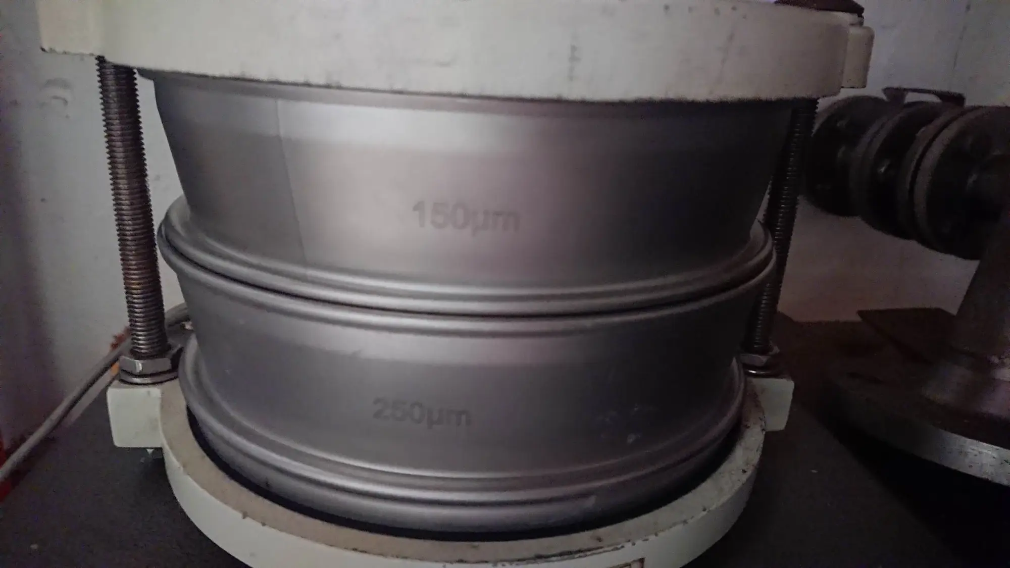 USED RETSCH 200 mm