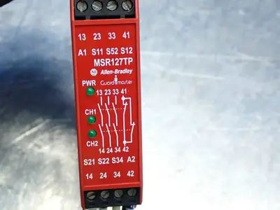 USED ALLEN BRADLEY 440RN23132
