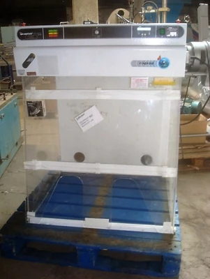 650L Captair Laminar Flow Cabinet No. 936-1