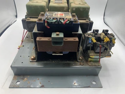 Furnas Size 5 Starter  14KF32AA, 200HP, 300A, 600V, Dual Volt Co