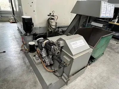 USED 2004 UNISIGN UNIVERS 4