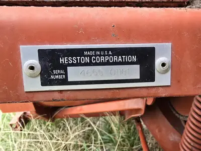 USED 1999 HESSTON 4655