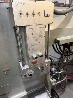 USED DEVLIEG 5K-120