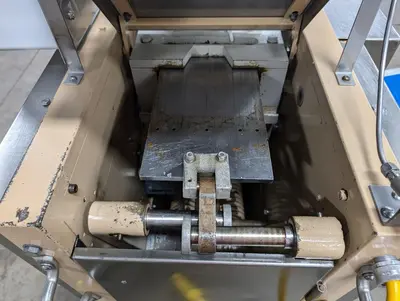 USED BENIER 8012