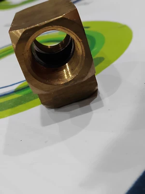 UNBRANDED BRASS UNION TEE- LOT OF 8 UNITS