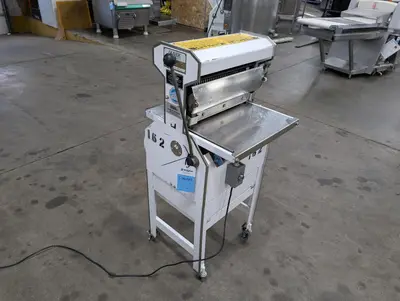USED 1997 OLIVER PRODUCTS COMPANY 777