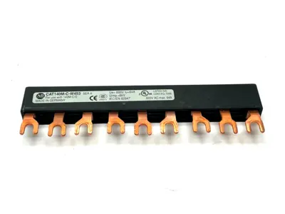 CAT140M-C-W453 | Allen Bradley  Ser. A Busbar 600V 64A - Used