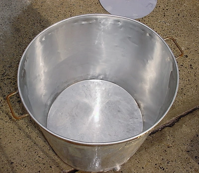USED 100 GALLON BATCH TANK 100 GALLON