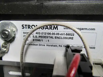 ARISTA STRONGARM ADM-1817AP Operator Interface & S.S. Pedestal Complete Unit