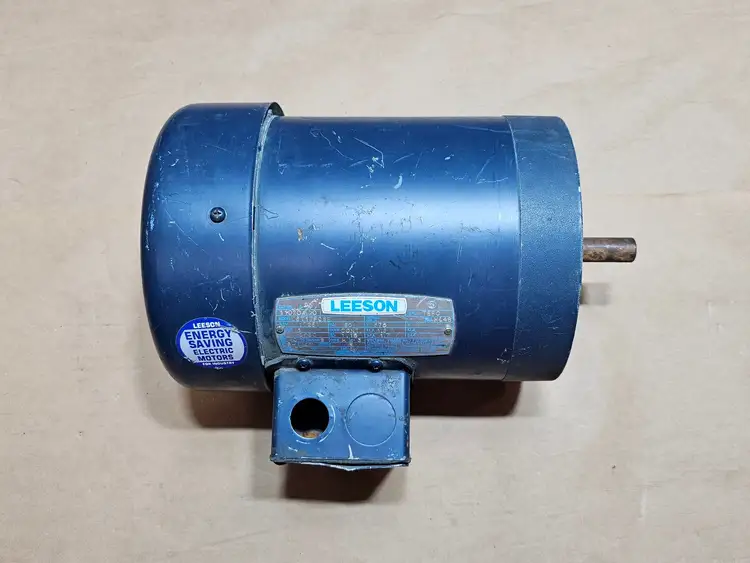 Used LEESON 110204.00 Motors (misc) British Columbia CA | Lenmark #1439933